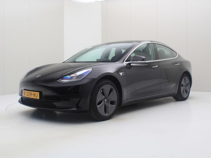 Tesla Model 3 0