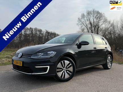 Volkswagen E-Golf 0