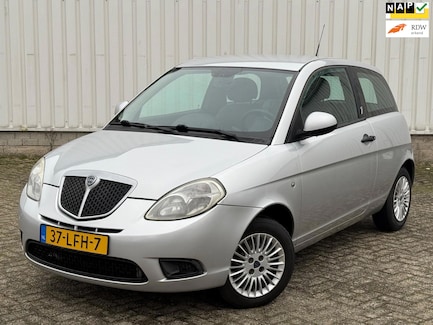 Lancia Ypsilon 0