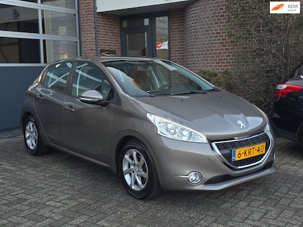 Peugeot 208 0