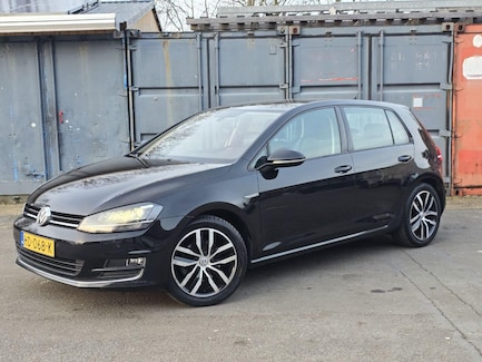 Volkswagen Golf 0