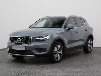Volvo XC40 0
