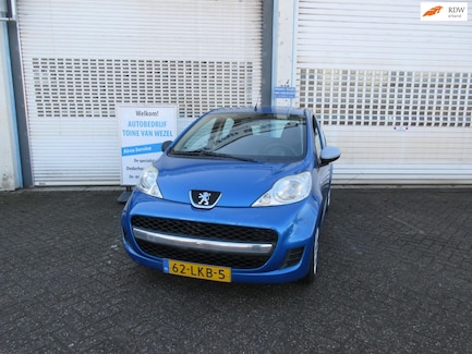 Peugeot 107 0