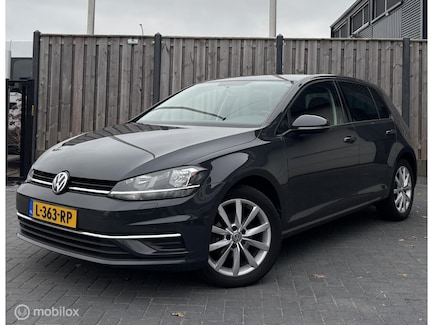 Volkswagen Golf 0