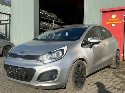 Kia Rio 0
