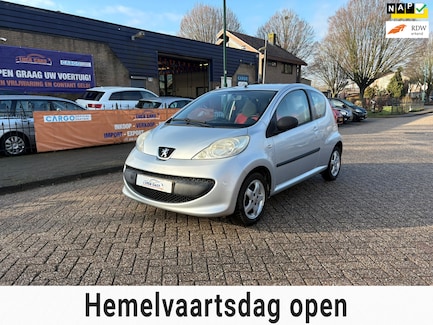 Peugeot 107 0