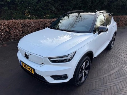 Volvo XC40 0