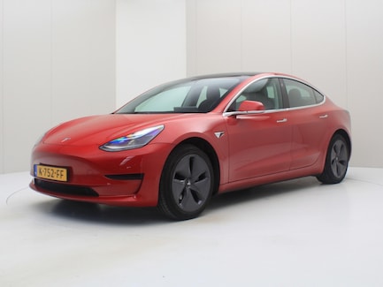 Tesla Model 3 0