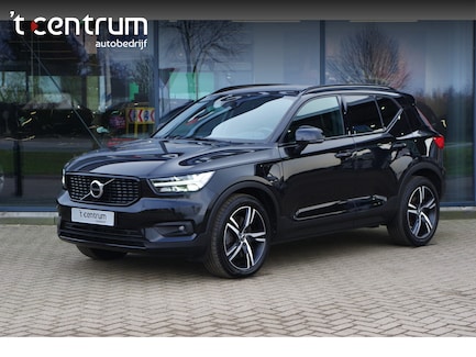 Volvo XC40 0