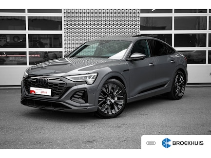 Audi Q8 Sportback e-tron 0