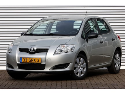 Toyota Auris 0
