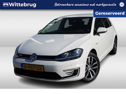 Volkswagen E-Golf 0
