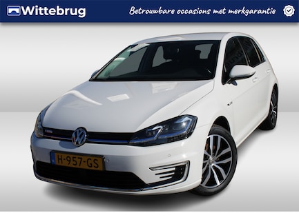 Volkswagen E-Golf 0