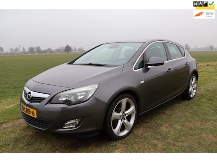 Opel Astra 0