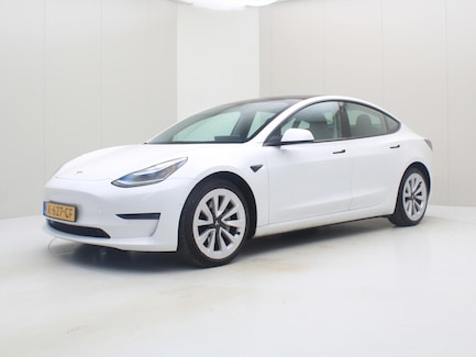 Tesla Model 3 0