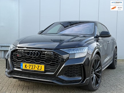 Audi RS Q8 0