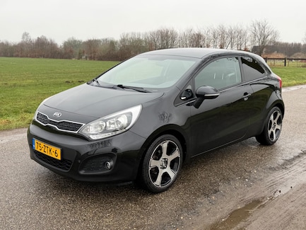 Kia Rio 0