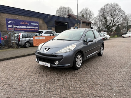 Peugeot 207 0