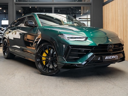 Lamborghini Urus 0
