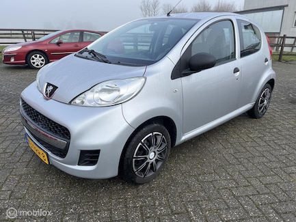 Peugeot 107 0