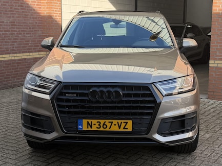 Audi Q7 0