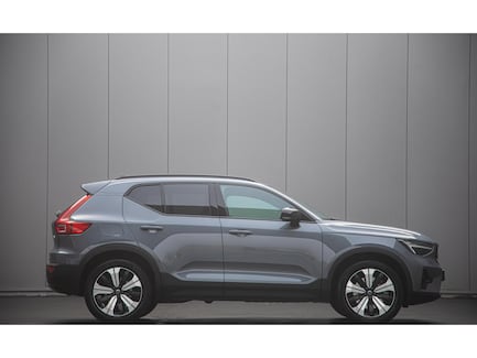 Volvo XC40 0