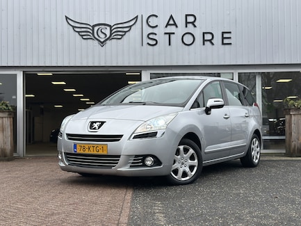 Peugeot 5008 0