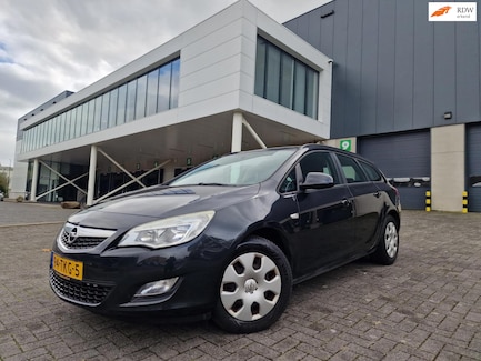 Opel Astra 0