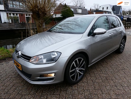 Volkswagen Golf 0