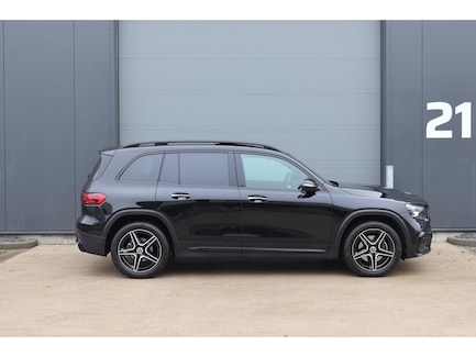 Mercedes-Benz GLB 0