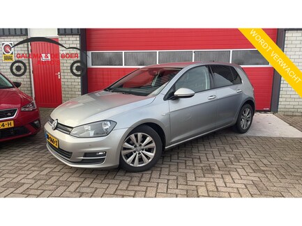Volkswagen Golf 0