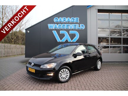 Volkswagen Golf 0