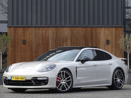 Porsche Panamera 0