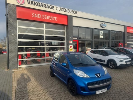 Peugeot 107 0