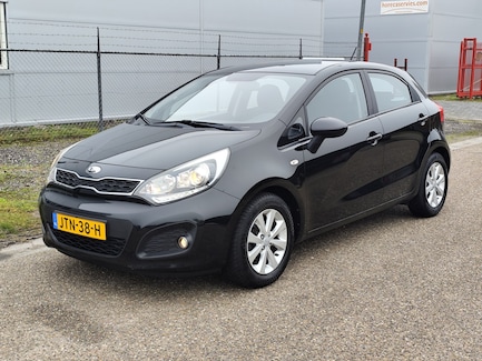 Kia Rio 0