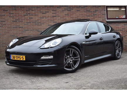 Porsche Panamera 0
