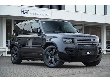 Land Rover Defender 0