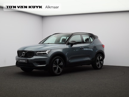 Volvo XC40 0