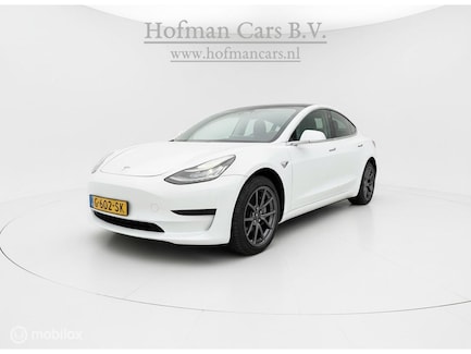 Tesla Model 3 0