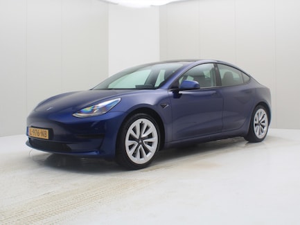 Tesla Model 3 0