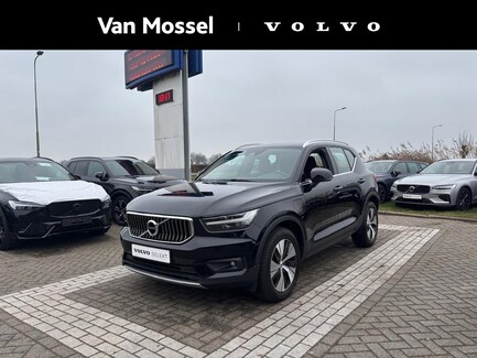 Volvo XC40 0