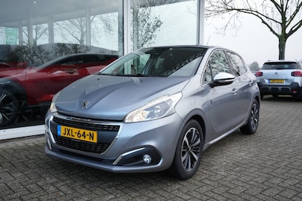 Peugeot 208 0