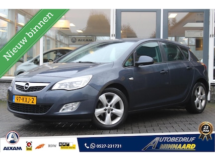 Opel Astra 0