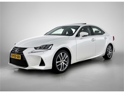 Lexus IS 0