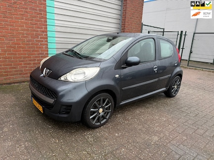 Peugeot 107 0