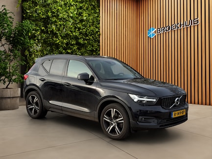 Volvo XC40 0