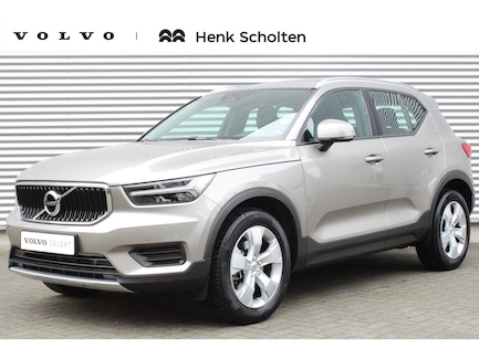 Volvo XC40 0