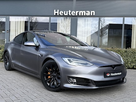 Tesla Model S 0