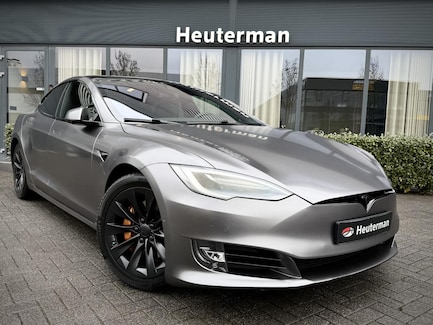 Tesla Model S 0