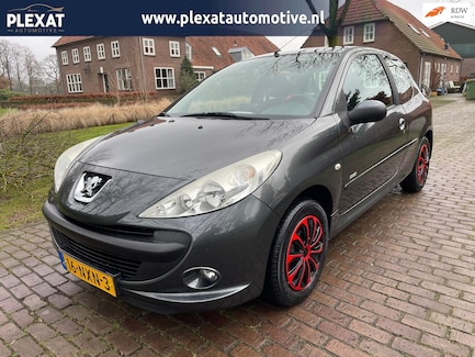 Peugeot 206+ 0